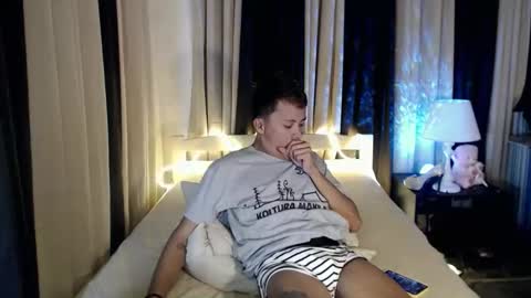 Snapshot of naughty_kirk chatting on January 2026 04:23:01 PM Kirk online show from January 2026 04:23:01 PM