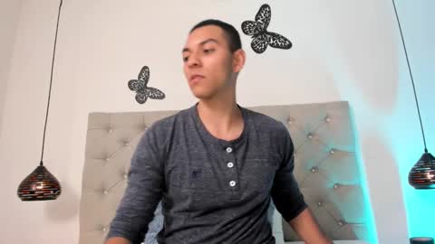 Snapshot of naughty_mike_01 chatting on January 2025 07:39:01 PM naughty_mike_01 online show from January 2025 07:39:01 PM