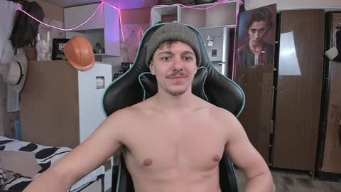 Nik online show from December 2024 12:47:01 PM