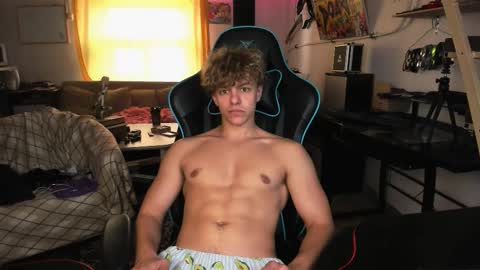 Nik online show from September 2025 09:00:02 AM