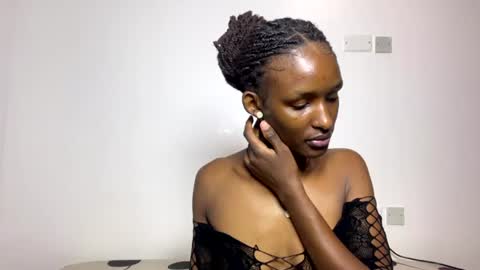 Snapshot of naughty_rue chatting on June 2026 12:44:02 AM Naughty rueindependent model online show from June 2026 12:44:02 AM