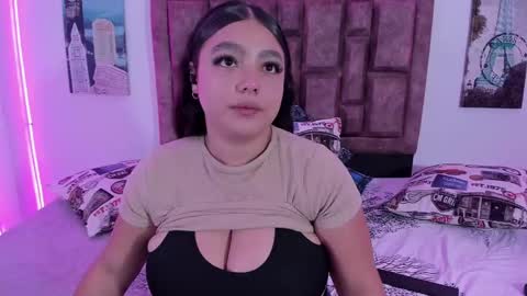 Snapshot of naughtyanamaria chatting on January 2025 02:56:02 AM Ana online show from January 2025 02:56:02 AM