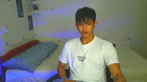 Loue online show from September 2025 12:22:02 AM