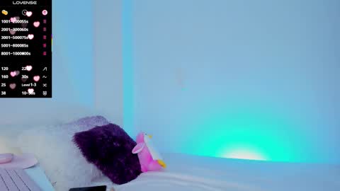      online show from November 2025 11:14:02 PM