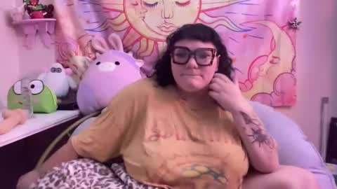 Naughty Girl online show from December 2025 11:56:02 PM