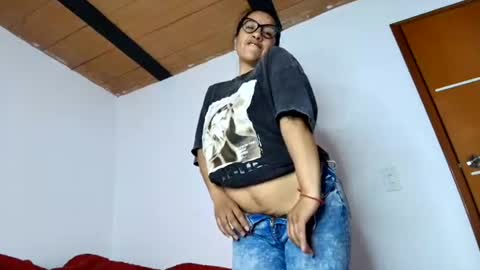 Snapshot of naughtyhotsquirt chatting on June 2026 04:08:02 PM Kimberly online show from June 2026 04:08:02 PM