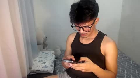 Snapshot of naughtyjosh_ chatting on June 2026 07:13:01 AM Josh online show from June 2026 07:13:01 AM