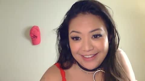 naughtymisslux online show from December 2024 05:26:02 AM