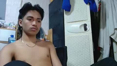 Snapshot of naughtyperfectasian4u chatting on February 2026 03:32:02 PM naughtyperfectasian4u online show from February 2026 03:32:02 PM
