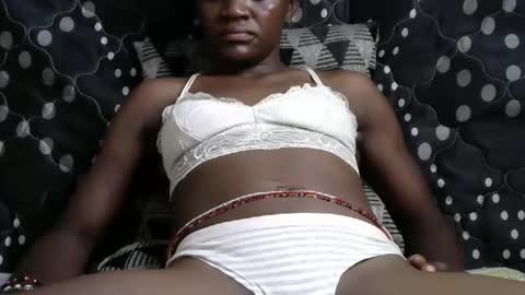 naughtysandra12 online show from December 2025 04:16:01 PM