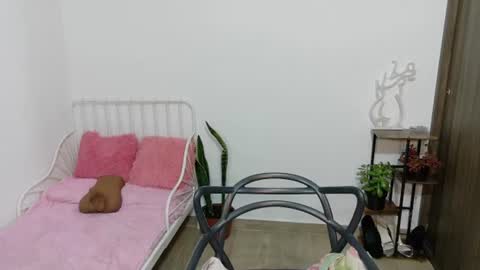 Snapshot of naugthy_muse chatting on June 2026 06:15:02 AM sabrina online show from June 2026 06:15:02 AM