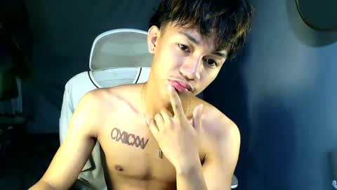 Snapshot of naugthyboyloy chatting on May 2026 10:48:02 PM Loy online show from May 2026 10:48:02 PM