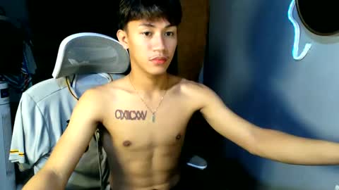 Snapshot of naugthyboyloy chatting on May 2026 07:58:02 AM Loy online show from May 2026 07:58:02 AM