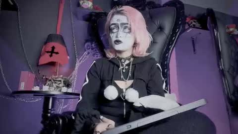 Navier  online show from March 2026 02:39:02 AM