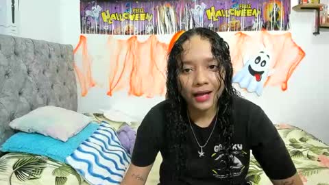 nay_and_aleja online show from October 2025 03:03:02 AM