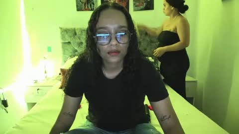 Snapshot of nay_and_aleja chatting on June 2026 01:08:02 AM nay_and_aleja online show from June 2026 01:08:02 AM