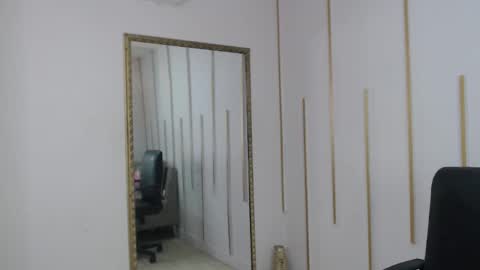 Nayaris 3 online show from March 2026 03:23:01 PM