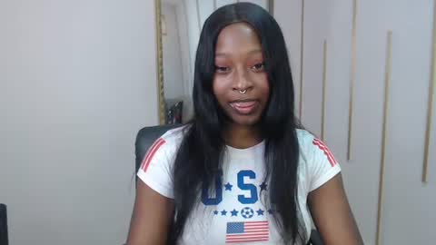 Snapshot of nayariskaya chatting on July 2026 04:22:02 PM Nayaris 3 online show from July 2026 04:22:02 PM
