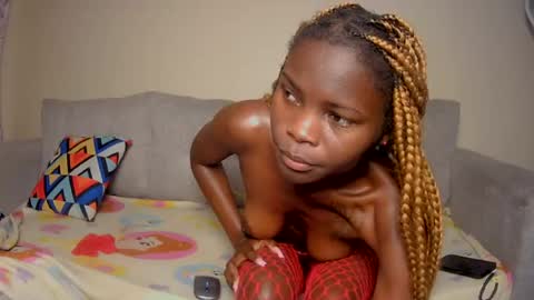 Snapshot of nayela_ chatting on July 2026 12:45:02 PM nayela_ online show from July 2026 12:45:02 PM