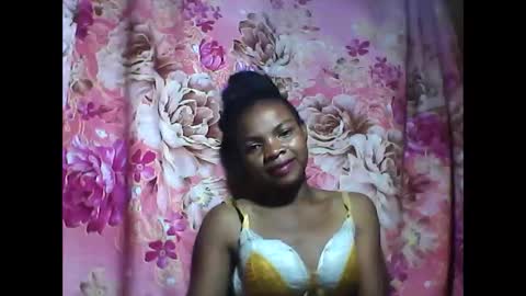 Snapshot of naylah313 chatting on May 2026 06:57:01 PM Nayla online show from May 2026 06:57:01 PM