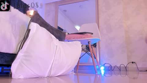 Juli  online show from January 2025 02:47:01 PM