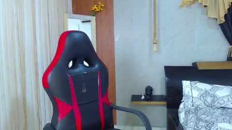 Snapshot of nazper_ chatting on May 2026 04:35:02 PM Nazper online show from May 2026 04:35:02 PM