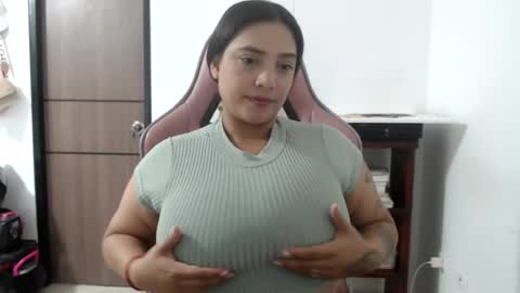Snapshot of nebyula_star chatting on July 2026 06:47:02 PM Nebyula online show from July 2026 06:47:02 PM