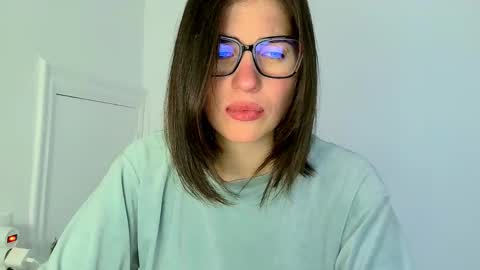 Snapshot of neferutt chatting on November 2025 10:04:02 AM Neferutt online show from November 2025 10:04:02 AM