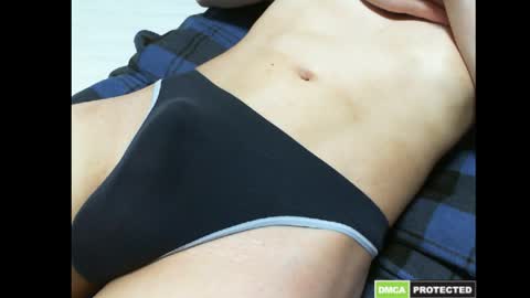 Snapshot of neiko_body chatting on April 2026 09:35:02 AM neiko body online show from April 2026 09:35:02 AM