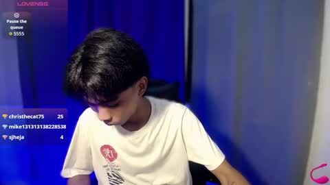 Snapshot of neil_asian69 chatting on February 2026 11:14:02 AM neil_asian69 online show from February 2026 11:14:02 AM