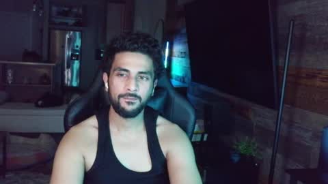 Snapshot of neilsing chatting on May 2026 02:08:02 AM neil online show from May 2026 02:08:02 AM
