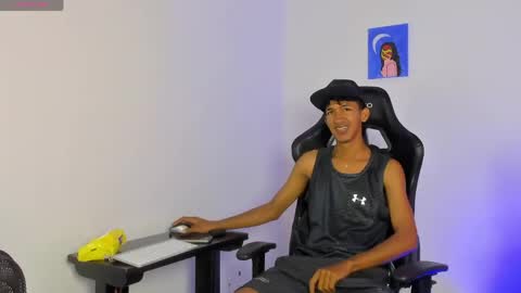 Snapshot of neitan_miller chatting on May 2026 01:28:02 PM neitan online show from May 2026 01:28:02 PM