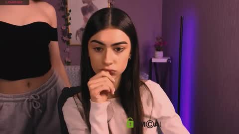 Meow online show from December 2025 10:23:02 AM