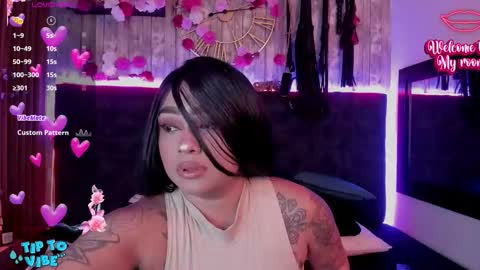 Miah online show from November 2025 11:53:02 AM