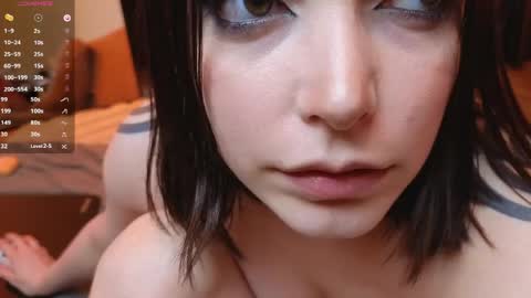 Snapshot of neli_elinek chatting on May 2026 09:33:02 PM Neli online show from May 2026 09:33:02 PM
