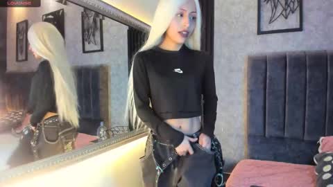 Snapshot of nemesis_castel chatting on February 2025 08:05:02 PM Nemesis online show from February 2025 08:05:02 PM