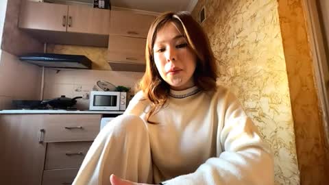 Ester online show from March 2026 12:19:02 PM