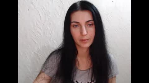 Snapshot of nensyfay_ chatting on December 2024 12:07:01 AM Nensy online show from December 2024 12:07:01 AM