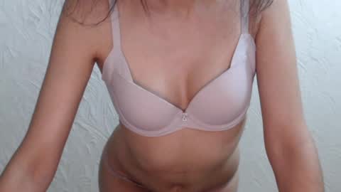 Snapshot of nensyfay_ chatting on July 2026 07:06:02 PM Nensy online show from July 2026 07:06:02 PM