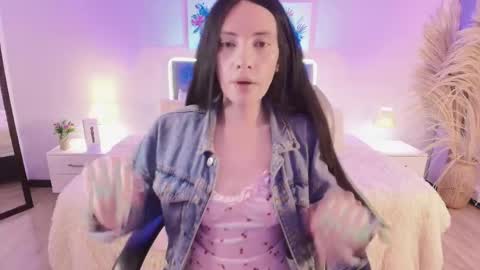 Snapshot of neo_sarah_ chatting on May 2026 03:44:01 AM Sarah online show from May 2026 03:44:01 AM