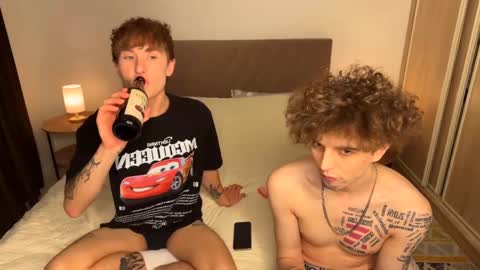 LEO and STACY online show from December 2025 04:24:02 PM