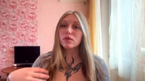 Snapshot of neomimaddern chatting on April 2026 07:36:02 AM neomimaddern online show from April 2026 07:36:02 AM