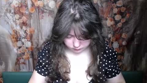 NeonilaLisova online show from February 2026 06:07:01 AM