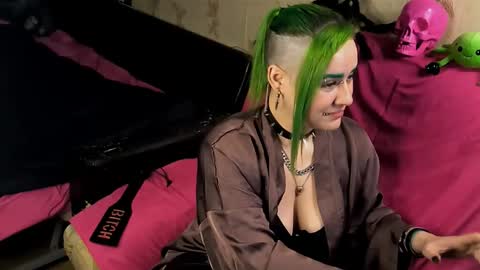 Ada online show from November 2025 03:34:02 PM