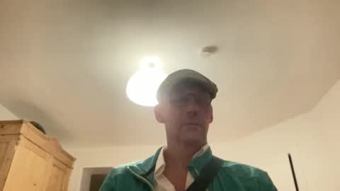 neptunofatlantis online show from September 2025 10:11:01 PM