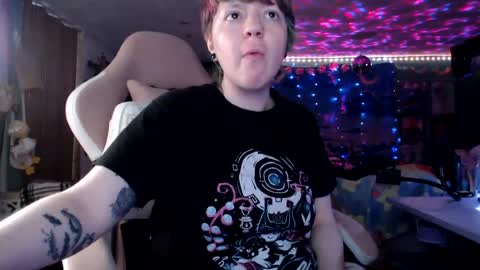 Snapshot of nerdy_squirty chatting on July 2026 07:55:02 AM NerdySquirty online show from July 2026 07:55:02 AM