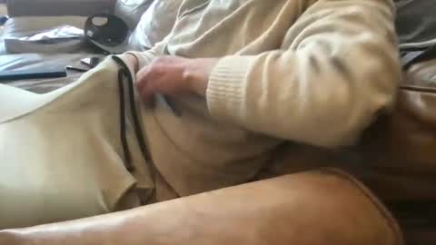 nerdyboi22 online show from February 2025 07:47:02 PM