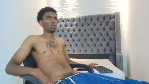 Snapshot of nero_reyd chatting on June 2026 07:19:01 PM Nero online show from June 2026 07:19:01 PM