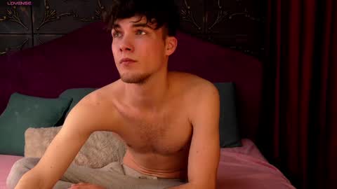 NeroKnox online show from March 2025 06:08:02 PM