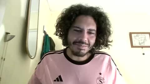 Michael online show from December 2025 09:45:01 PM